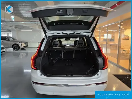 VOLVO XC90 T8 ULTRA BRIGHT HYBRID