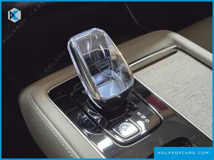 VOLVO XC90 T8 ULTRA BRIGHT HYBRID