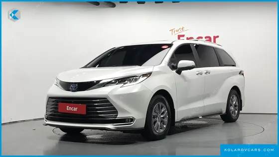 TOYOTA SIENNA 2.5 HYBRID AWD