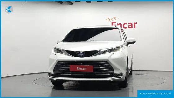 TOYOTA SIENNA 2.5 HYBRID AWD