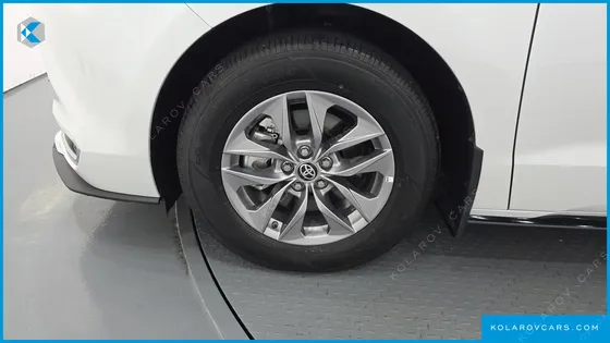 TOYOTA SIENNA 2.5 HYBRID AWD
