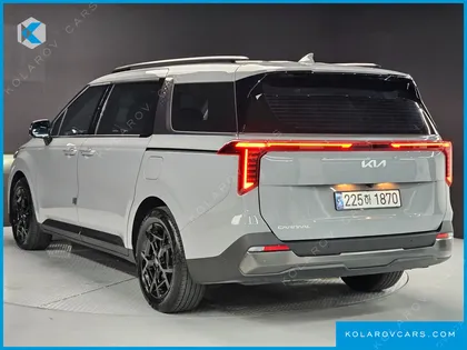 KIA CARNIVAL DIESEL 9-SEATER GRAVITY