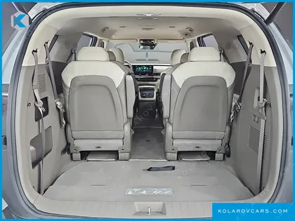 KIA CARNIVAL DIESEL 9-SEATER GRAVITY