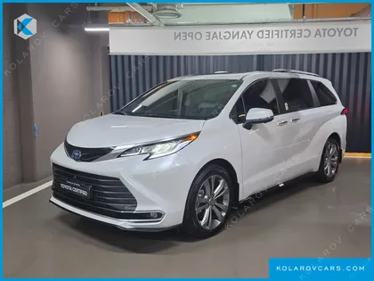 TOYOTA SIENNA 2.5 HYBRID 2WD