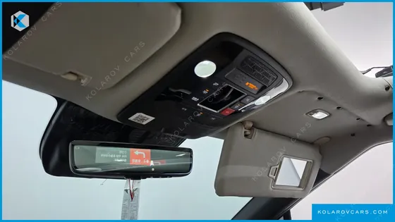 KIA CARNIVAL HEV 9SEATER SIGNATURE