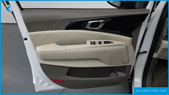 KIA CARNIVAL HEV 9SEATER SIGNATURE