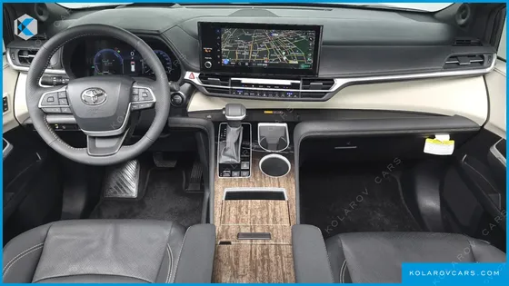 TOYOTA SIENNA 2.5 HYBRID 2WD