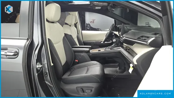 TOYOTA SIENNA 2.5 HYBRID 2WD