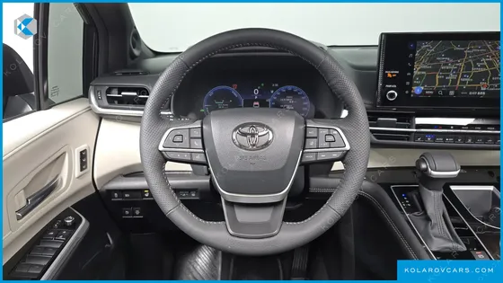 TOYOTA SIENNA 2.5 HYBRID 2WD