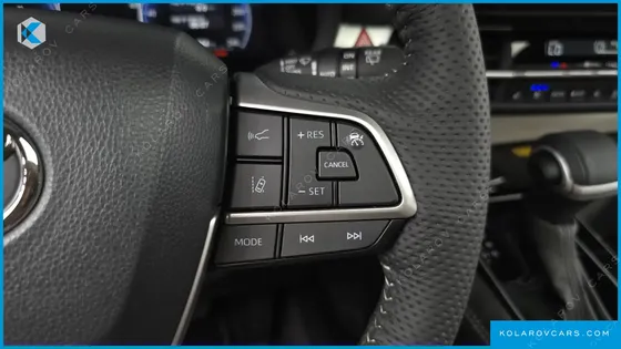 TOYOTA SIENNA 2.5 HYBRID 2WD