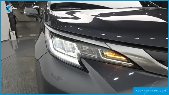 TOYOTA SIENNA 2.5 HYBRID 2WD