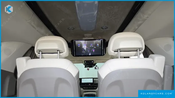 KIA CARNIVAL HEV 7-SEATER HI LIMOUSINE
