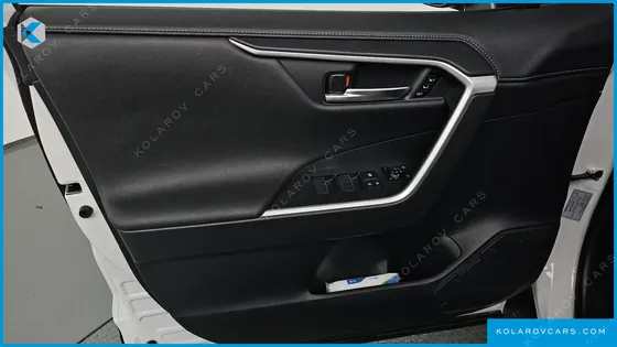 TOYOTA RAV4 2,5 4WD HYBRID LTD