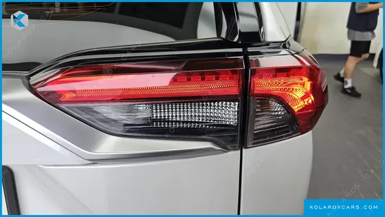 TOYOTA RAV4 2.5 4WD HYBRID