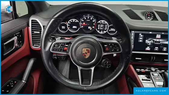 PORSCHE CAYENNE 3.0 COUPE