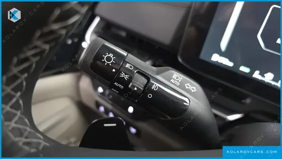 KIA CARNIVAL HEV 7SEATER SIGNATURE