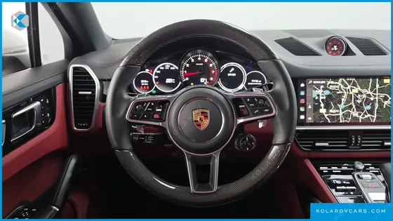 PORSCHE CAYENNE 3.0 COUPE PLATINUM EDITION