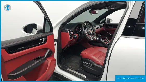 PORSCHE CAYENNE 3.0