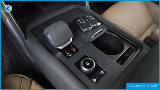 LAND ROVER DISCOVERY D300 HSE