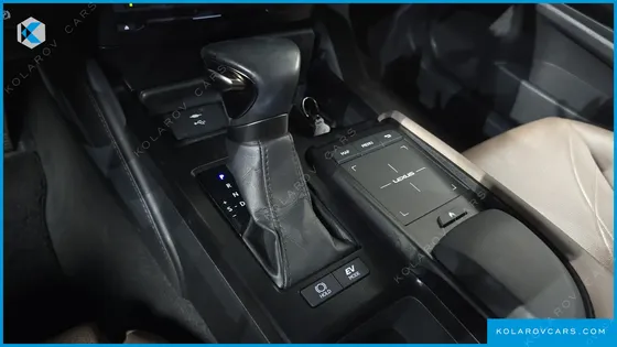 LEXUS ES LUXURY PLUS
