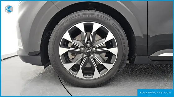 KIA CARNIVAL DIESEL 7-SEATER NOBLESSE