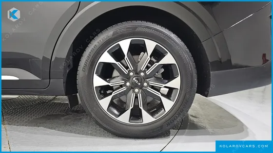 KIA CARNIVAL DIESEL 7-SEATER NOBLESSE