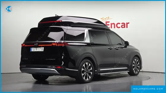 KIA CARNIVAL DIESEL 7-SEATER HI-LIMOUSINE