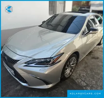 LEXUS ES EXECUTIVE