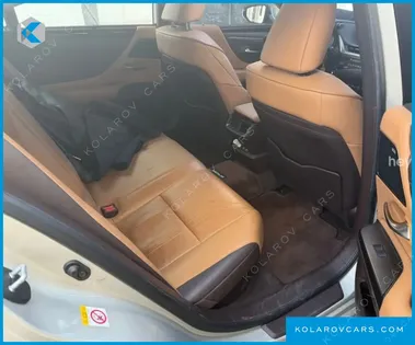LEXUS ES EXECUTIVE