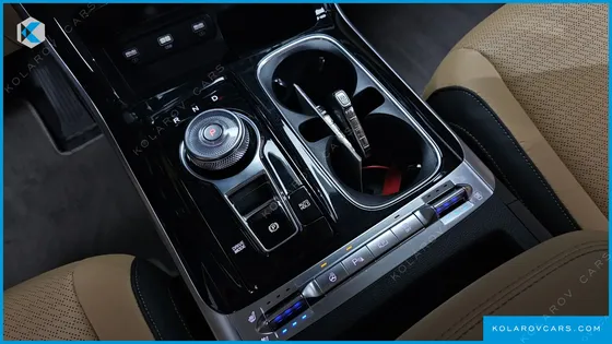 KIA CARNIVAL DIESEL 7-SEATER SIGNATURE