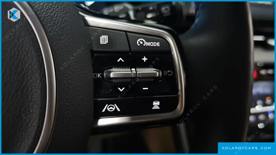KIA CARNIVAL DIESEL 7-SEATER SIGNATURE