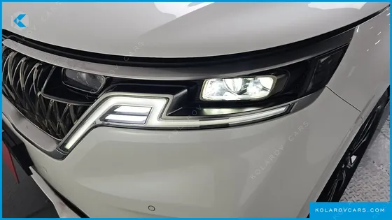 KIA CARNIVAL DIESEL 7-SEATER SIGNATURE