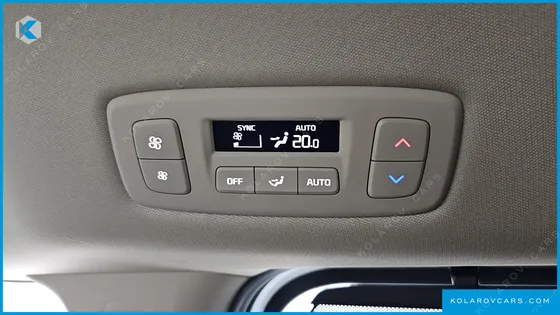KIA CARNIVAL DIESEL 7-SEATER SIGNATURE