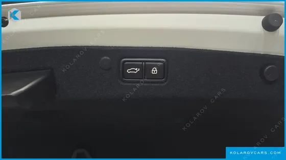HYUNDAI GRANDEUR LE BLANC