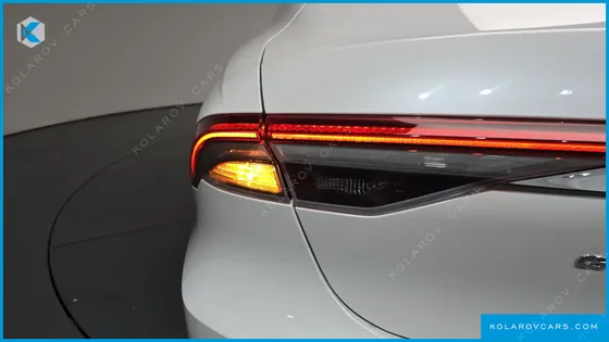 HYUNDAI GRANDEUR LE BLANC