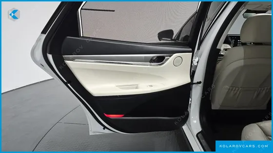 HYUNDAI GRANDEUR LE BLANC