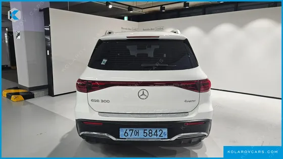 MERCEDES EQB EQB300 4MATIC AMG LINE