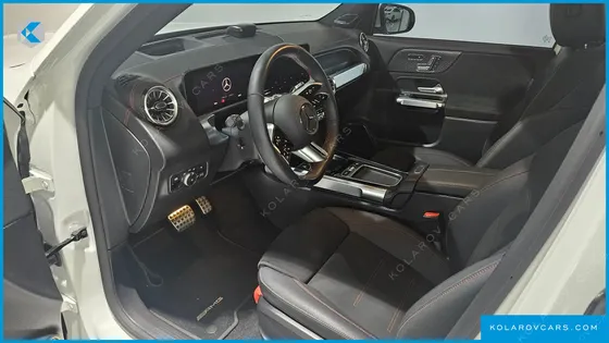 MERCEDES EQB EQB300 4MATIC AMG LINE