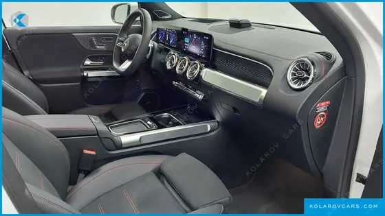 MERCEDES EQB EQB300 4MATIC AMG LINE