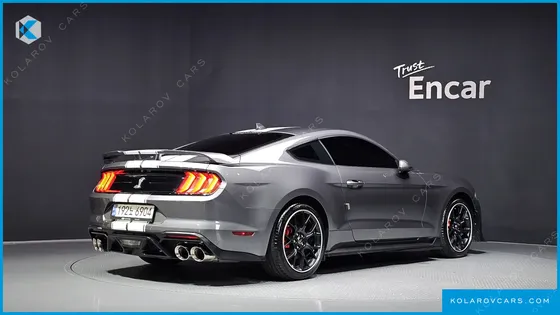 FORD MUSTANG COUPE