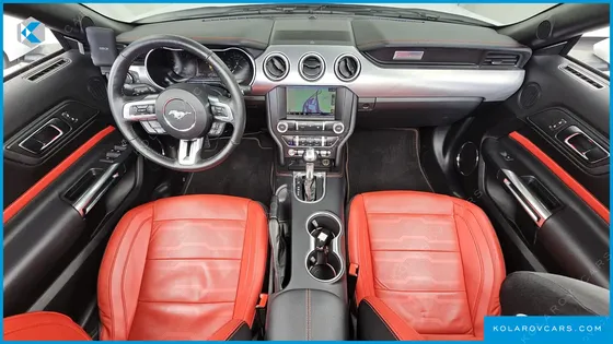 FORD MUSTANG CONVERTIBLE
