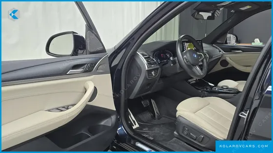 BMW IX3 M SPORTS