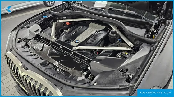 BMW X7 M50D