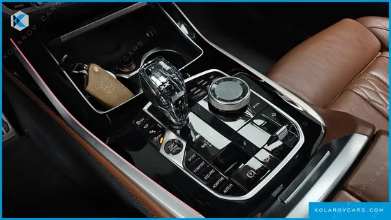 BMW X7 M50D