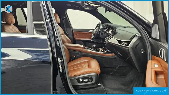 BMW X7 M50D