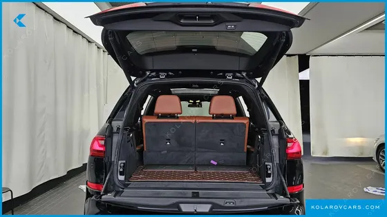 BMW X7 M50D