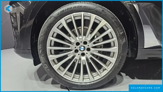 BMW X7 XDRIVE 40I DESIGN PURE EXCELLENCE 7-SEATER