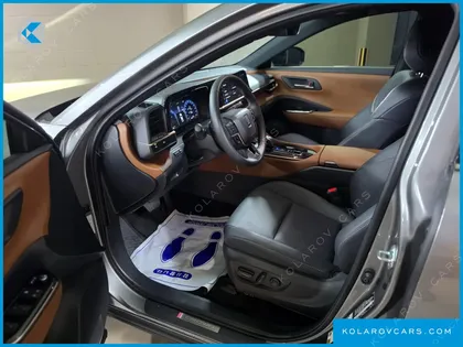 TOYOTA CROWN 2.5 4WD HYBRID
