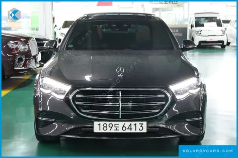 MERCEDES E-CLASS E300 4MATIC EXCLUSIVE