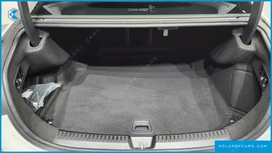MERCEDES E-CLASS E200 AVANTGARDE